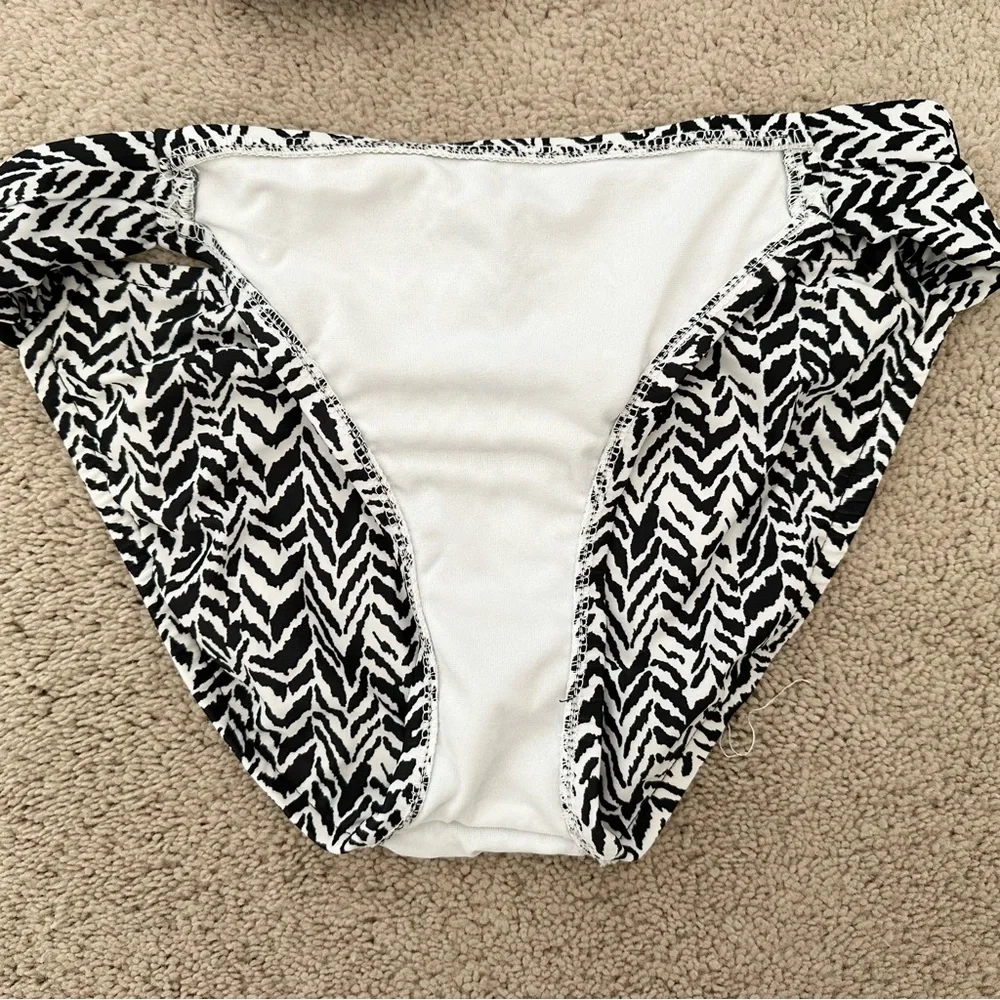 Animal Print Black & White Two Piece Bikini-Underwire Halter Top Hipster Bottoms